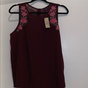 Burgundy short sleeve blouse size Large